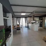 Yianna's Modern In Chania *
