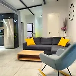 Διαμέρισμα Yianna's Modern In Chania *