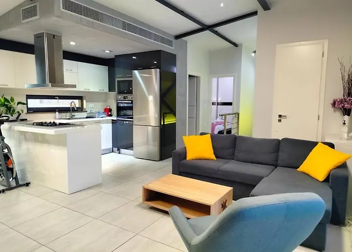 Yianna's Modern In Chania