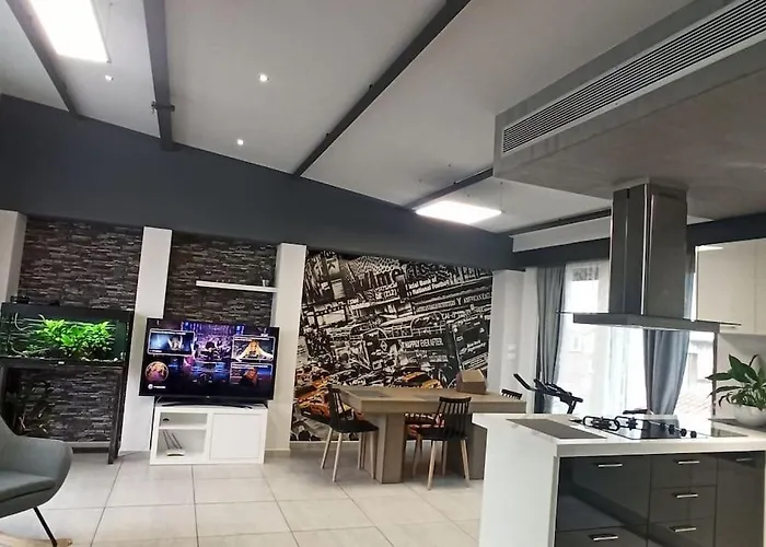 Yianna's Modern In Chania Apartment