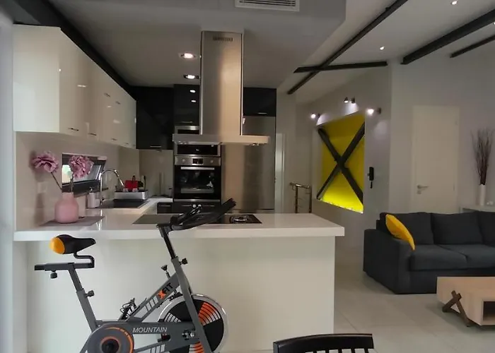 Yianna's Modern In Chania *