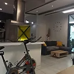 Yianna's Modern In Chania Apartman *
