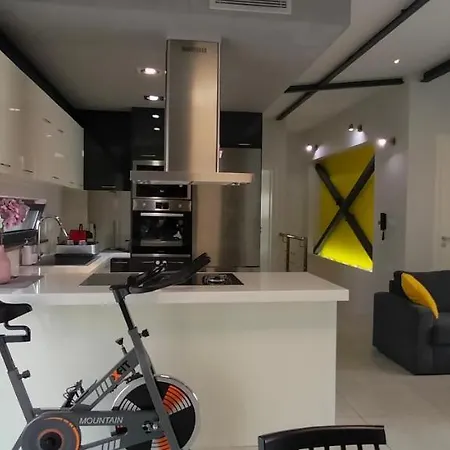 Yianna's Modern In Chania *